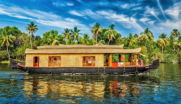 Houseboat in Kerala.jpg